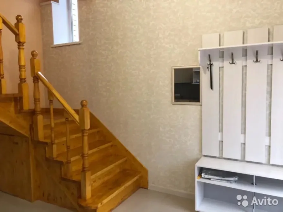 Na Deea 9 Cottage, ulitsa Deeva, 9, Ulyanovsk, Ульяновск, посуточная аренда — фотография 3